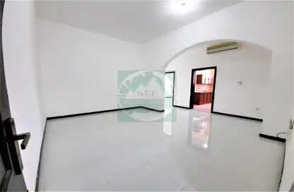 Apartment - 2 Bedrooms - 1 Bathroom for rent in Khalifa City A Villas - Khalifa City A - Khalifa City - Abu Dhabi