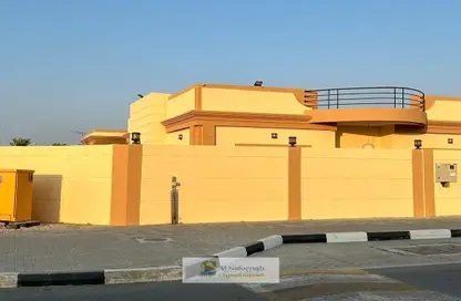 Villa - 4 Bedrooms - 4 Bathrooms for sale in Halwan - Sharjah