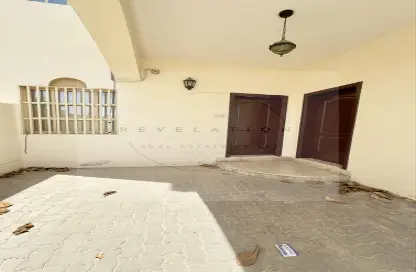 Villa - 4 Bedrooms - 3 Bathrooms for rent in Khuzam - Ras Al Khaimah