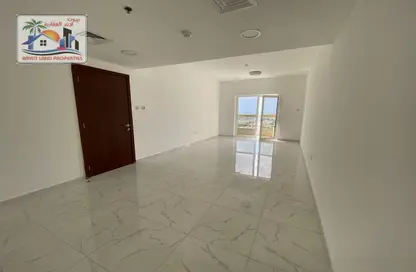 Apartment - 2 Bedrooms - 2 Bathrooms for rent in Al Ghanem Business Center - Al Majaz 3 - Al Majaz - Sharjah