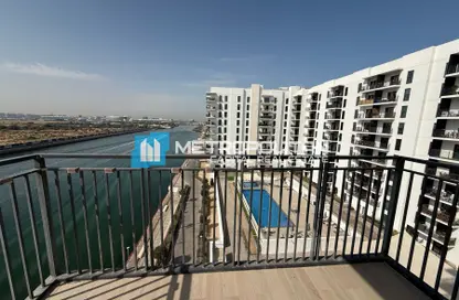 Apartment - 3 Bedrooms - 4 Bathrooms for sale in Waters Edge - Yas Island - Abu Dhabi