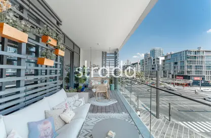 Apartment - 3 Bedrooms - 5 Bathrooms for rent in Building 9 - City Walk - Dubai