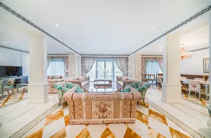 Apartment - 3 Bedrooms - 4 Bathrooms for rent in Palazzo Versace - Culture Village - Dubai