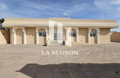 Villa - 5 Bedrooms - 6 Bathrooms for sale in Binal Jesrain - Between Two Bridges - Abu Dhabi