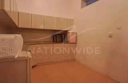 Villa - 6 Bedrooms for sale in Khuzam - Ras Al Khaimah