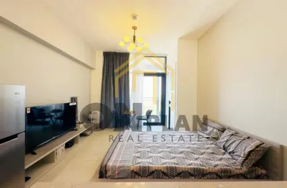 Apartment - 1 Bathroom for sale in The V Tower - Dubai Residence Complex - Dubai