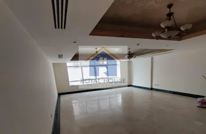 Apartment - 3 Bedrooms - 3 Bathrooms for sale in Al Majaz 2 - Al Majaz - Sharjah