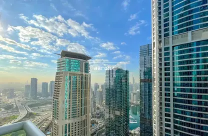 Apartment - 1 Bedroom - 2 Bathrooms for sale in Marina Pinnacle - Dubai Marina - Dubai