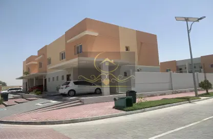 Villa - 3 Bedrooms - 4 Bathrooms for sale in Manazel Al Reef 2 - Al Samha - Abu Dhabi