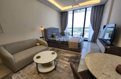 Apartment - 1 Bathroom for rent in Samana Golf Avenue - Dubai Studio City - Dubai