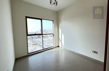 Empty Room image for: Apartment - 1 Bedroom - 2 Bathrooms for rent in The Flagship Two - Al Satwa - Dubai, Image 1