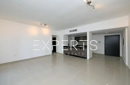 Apartment - 2 Bedrooms - 2 Bathrooms for rent in Tower 12 - Al Reef Downtown - Al Reef - Abu Dhabi