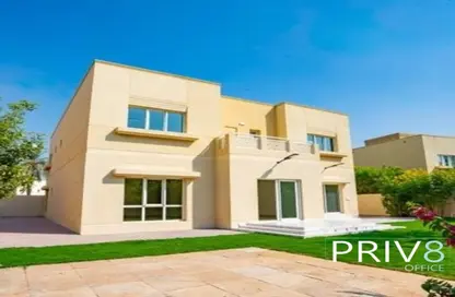 Villa - 5 Bedrooms - 7 Bathrooms for rent in Meadows 5 - Meadows - Dubai