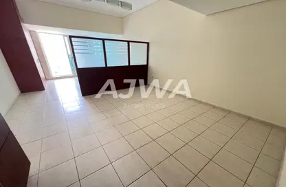 Apartment - 1 Bathroom for rent in Lake Terrace - JLT Cluster D - Jumeirah Lake Towers - Dubai