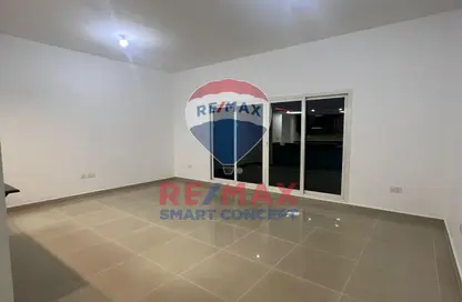 Apartment - 1 Bedroom - 2 Bathrooms for sale in Tower 35 - Al Reef Downtown - Al Reef - Abu Dhabi