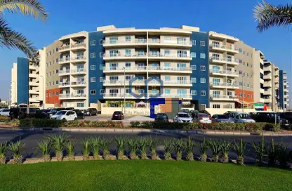 Apartment - 2 Bedrooms - 2 Bathrooms for rent in Al Reef Downtown - Al Reef - Abu Dhabi