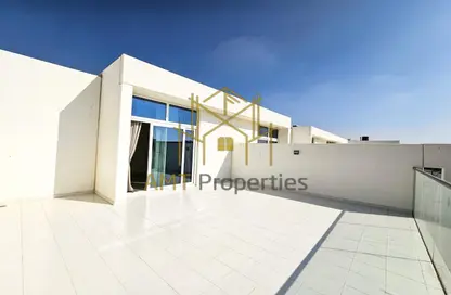 Townhouse - 3 Bedrooms - 5 Bathrooms for rent in Janusia - The Roots DAMAC Hills 2 - Damac Hills 2 - Dubai