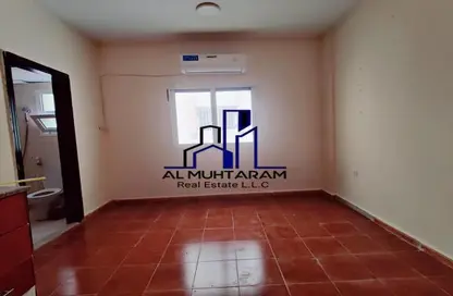 Apartment - 1 Bathroom for rent in Fire Station Road - Muwaileh - Sharjah