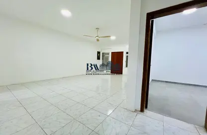 Villa - 3 Bedrooms - 2 Bathrooms for rent in Al Twar 1 - Al Twar - Dubai