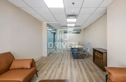 Office Space - Studio for rent in Crystal Tower - Business Bay - Dubai