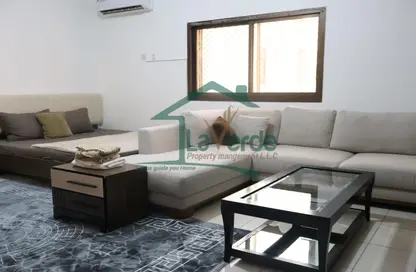 Apartment - 1 Bathroom for rent in Sheikh Fatima Bint Mubarak St - Al Manhal - Abu Dhabi