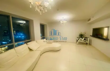 Apartment - 2 Bedrooms - 3 Bathrooms for rent in The Lofts - Downtown Dubai - Dubai