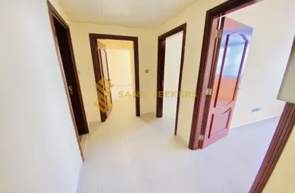 Apartment - 3 Bedrooms - 3 Bathrooms for rent in Shabiya 9 - Shabiya - Mussafah - Abu Dhabi