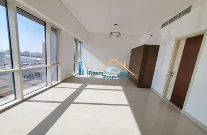 شقة - 1 حمام للايجار في برج نوفا - واحة السيليكون - دبي