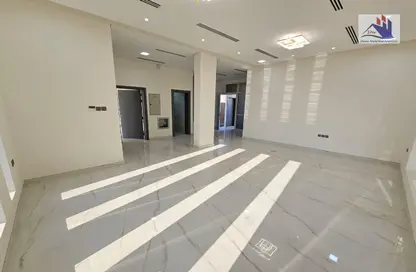 Villa - 6 Bedrooms for rent in Hoshi - Al Badie - Sharjah