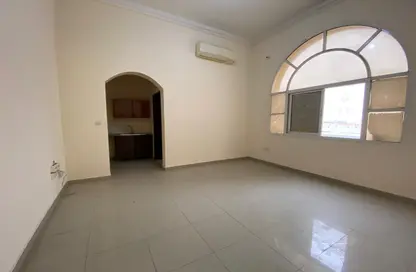 Apartment - 1 Bathroom for rent in Mohamed Bin Zayed City Villas - Mohamed Bin Zayed City - Abu Dhabi