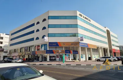 Shop - Studio - 1 Bathroom for rent in Arif and Bintoak Building - Al Karama - Dubai