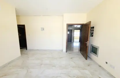 Apartment - 1 Bedroom - 2 Bathrooms for rent in Fire Station Road - Muwaileh - Sharjah