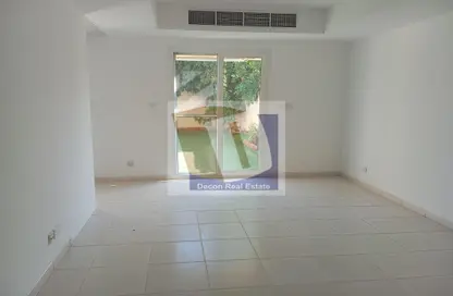 Villa - 2 Bedrooms - 3 Bathrooms for rent in Springs 5 - The Springs - Dubai