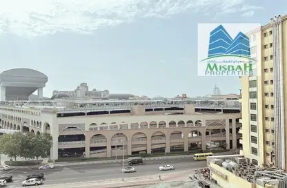 Apartment - 2 Bedrooms - 1 Bathroom for rent in Metro Building - Al Barsha 1 - Al Barsha - Dubai