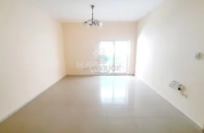 Apartment - 1 Bedroom - 1 Bathroom for rent in Hend Tower - Al Taawun Street - Al Taawun - Sharjah