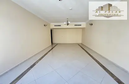 Apartment - 3 Bedrooms - 4 Bathrooms for rent in Al Mamzar - Al Mamzar - Sharjah - Sharjah