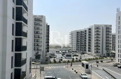 Apartment - 2 Bedrooms - 2 Bathrooms for sale in Waters Edge - Yas Island - Abu Dhabi