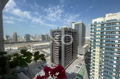 Apartment - 2 Bedrooms - 3 Bathrooms for sale in Olympic Park 2 - Olympic Park Towers - Dubai Sports City - Dubai