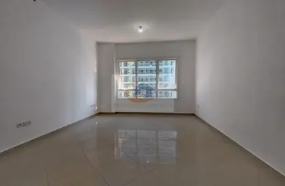 Apartment - 1 Bedroom - 2 Bathrooms for rent in Khalifa Street - Abu Dhabi