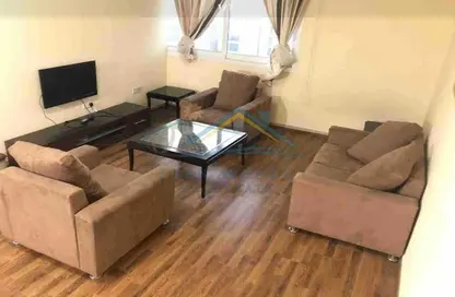 Apartment - 1 Bedroom - 1 Bathroom for rent in Tourist Club Area - Abu Dhabi