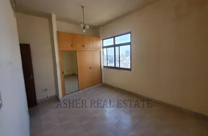 Apartment - 2 Bedrooms - 2 Bathrooms for rent in Safia Tower - Al Majaz 3 - Al Majaz - Sharjah