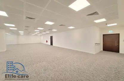 Office Space - Studio - 6 Bathrooms for rent in The Wave - Najmat Abu Dhabi - Al Reem Island - Abu Dhabi