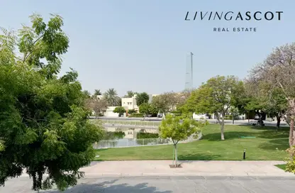 Villa - 5 Bedrooms - 6 Bathrooms for rent in Meadows 4 - Meadows - Dubai