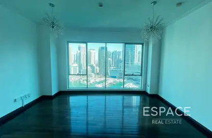 Apartment - 3 Bedrooms - 5 Bathrooms for rent in Delphine Tower - Marina Promenade - Dubai Marina - Dubai