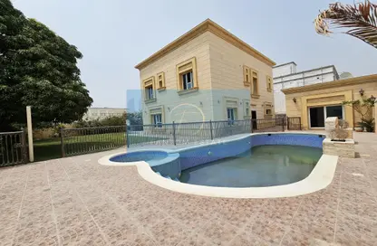 Villa - 5 Bedrooms - 7 Bathrooms for rent in The Courtyard - Al Quoz 1 - Al Quoz - Dubai