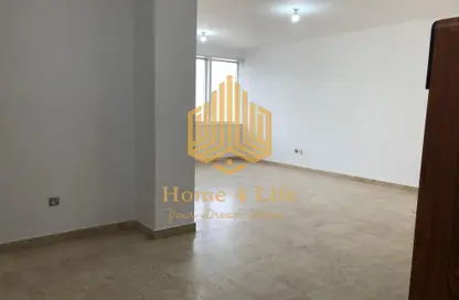 Apartment - 3 Bedrooms - 3 Bathrooms for rent in Hamdan Street - Abu Dhabi