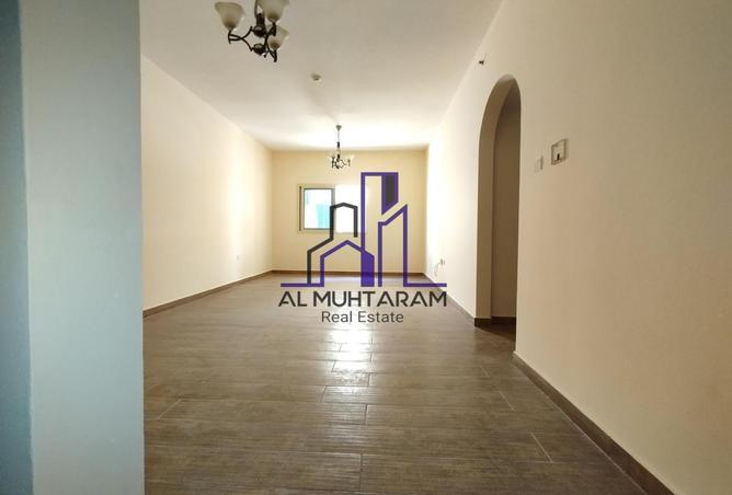 Rent in Muweileh Community: Luxury apartment available in commercial ...