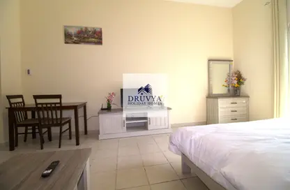 Apartment - Studio - 1 Bathroom for rent in Discovery Gardens - Dubai