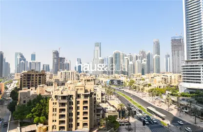 Apartment - 1 Bedroom - 2 Bathrooms for sale in Boulevard Point - Downtown Dubai - Dubai