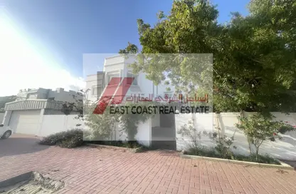 Villa - 6 Bedrooms - 7 Bathrooms for rent in Al Faseel - Fujairah
